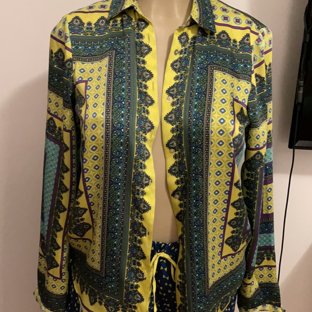 Zara blouse - Picture 2 of 3